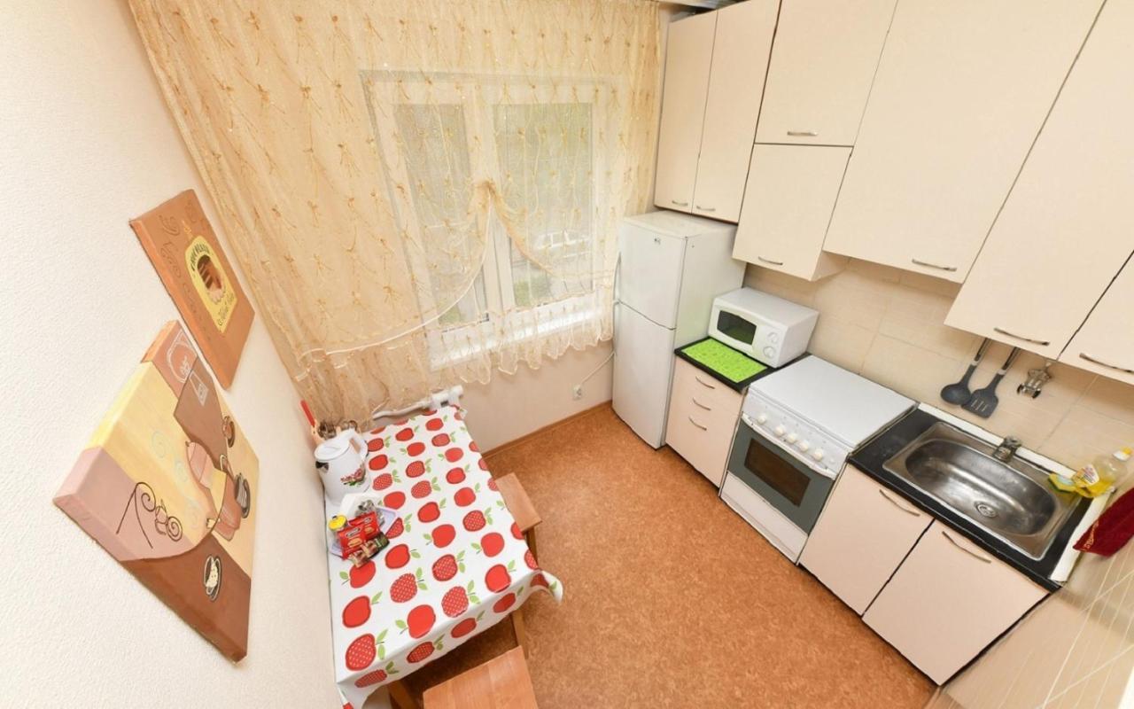 Апартаменты 11-Й Микрорайон, 4 Almaty Bagian luar foto