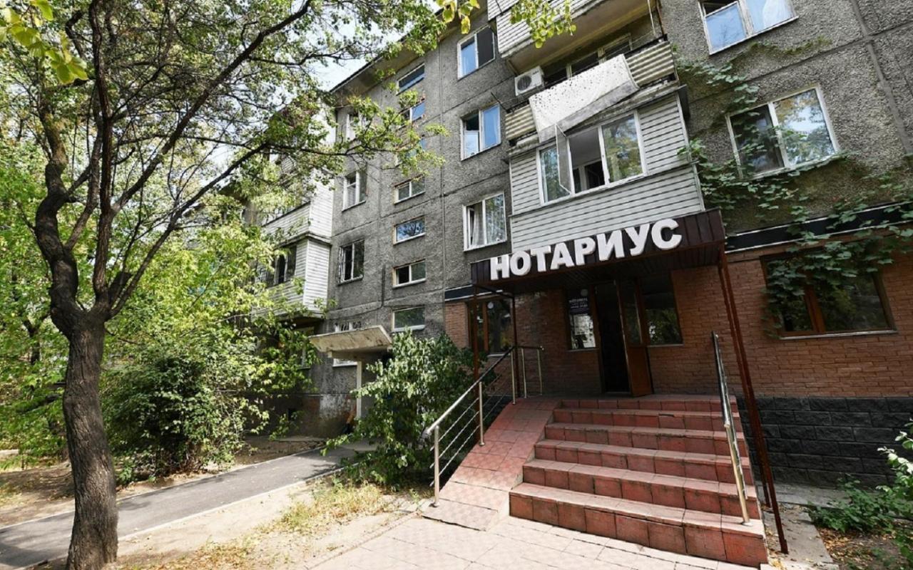 Апартаменты 11-Й Микрорайон, 4 Almaty Bagian luar foto